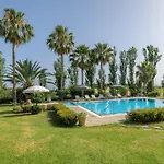 فيلة Valasia بلدة كوس