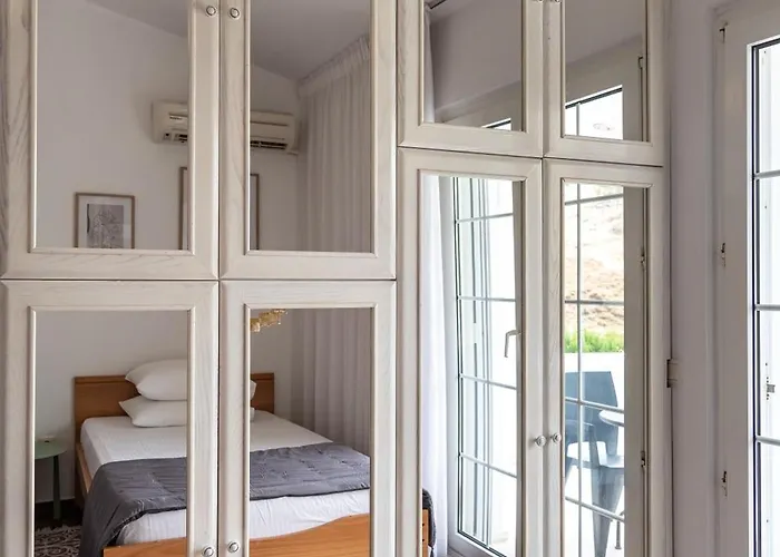 Valasia بلدة كوس